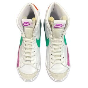 NIKE Blazer Mid '77 Vintage "White/Stadium Green/Picante Red" High top Size 6.5